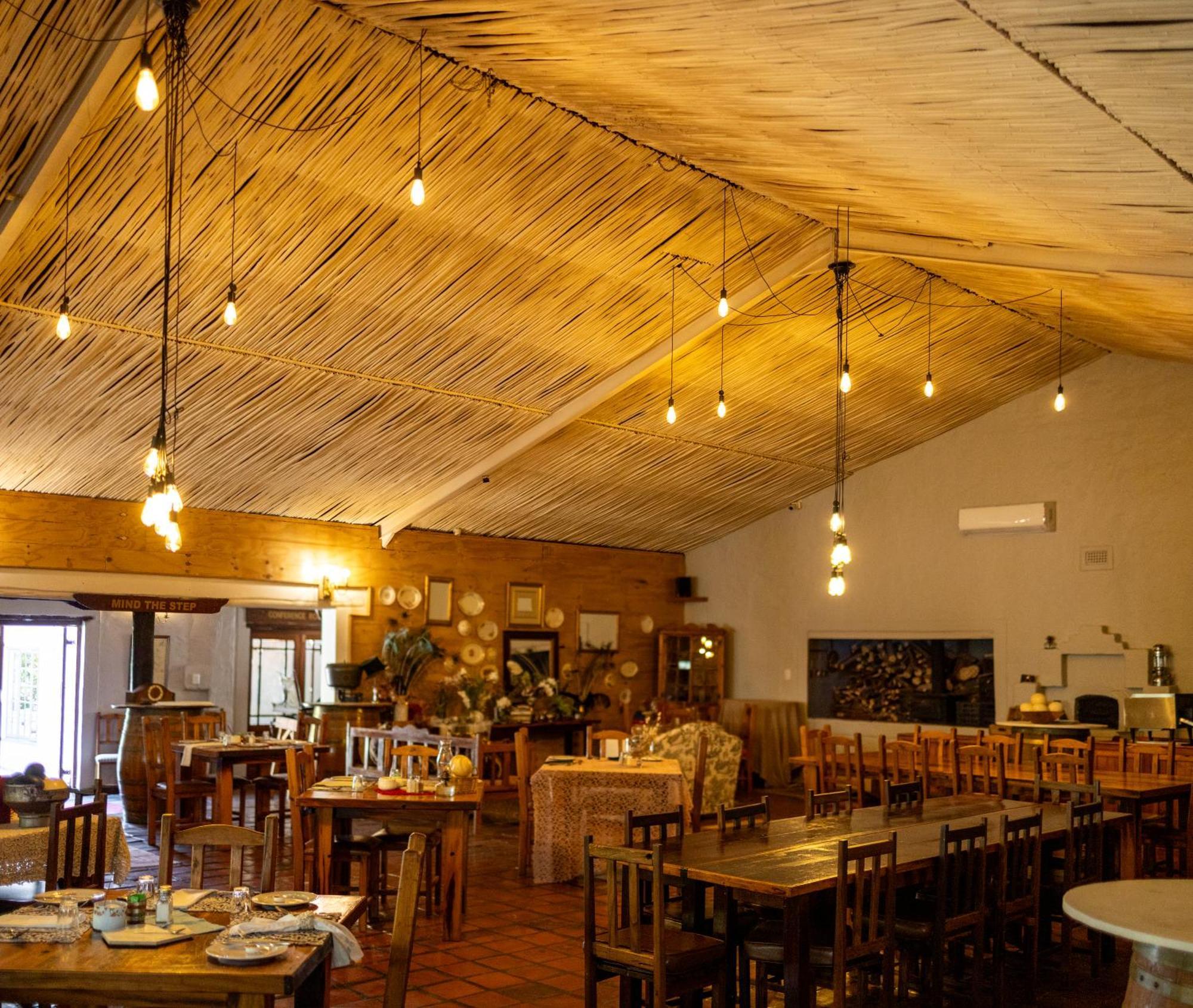 De Opstal Country Lodge Oudtshoorn Εξωτερικό φωτογραφία